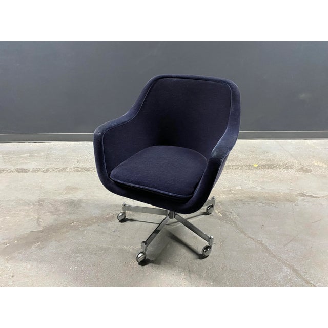 Mid-Century Modern Ward Bennett Executive Desk Chair For Sale - Image 3 of 8