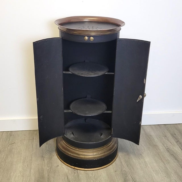 English Rare English Regency Toleware Warming Tower With Copper Rim & Brass Hardware, C. 1820–1840 For Sale - Image 3 of 13