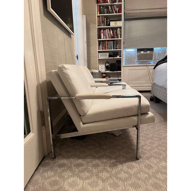 Pair of Chrome Lounge Chairs in White Leather Attributed to Milo Baughman For Sale - Image 11 of 16