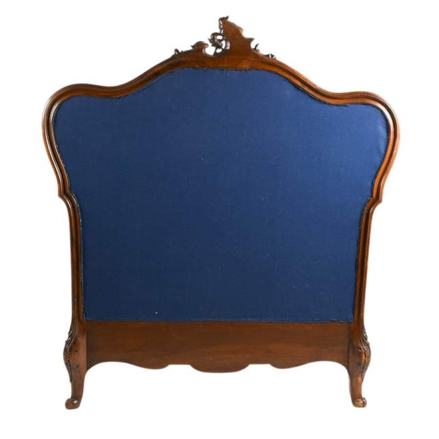 Early 20th Century Antique Rococo Carved Wood Hall Bench With Upholstered Back and Seat For Sale - Image 5 of 8