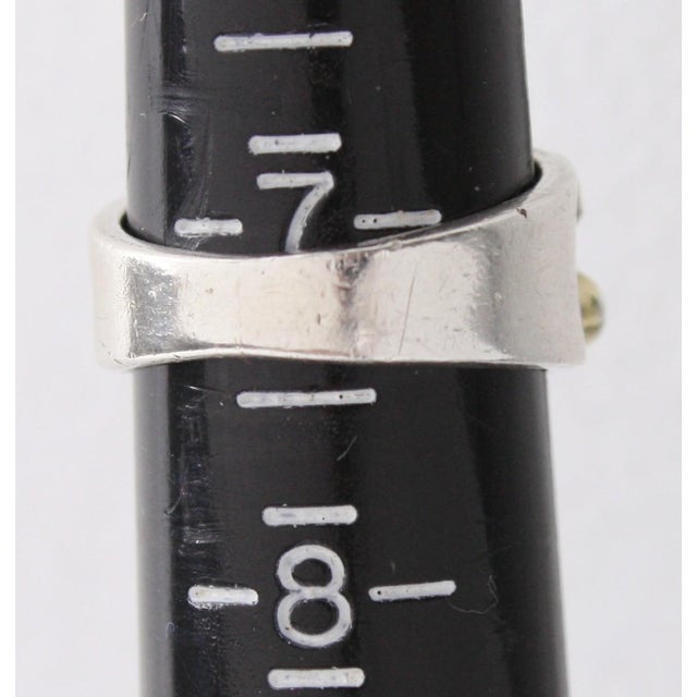 Green 1990s Sterling Cigar Band Ring With Green Gemstones, Size 7.25 For Sale - Image 8 of 9