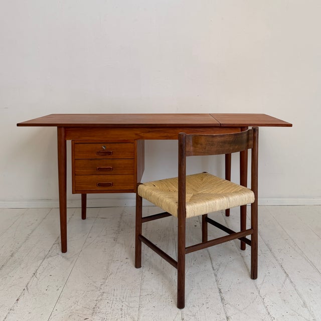 Teak Writing Desk with Drop Leaf Extension by Arne Vodder, Denmark, 1960s For Sale - Image 6 of 12