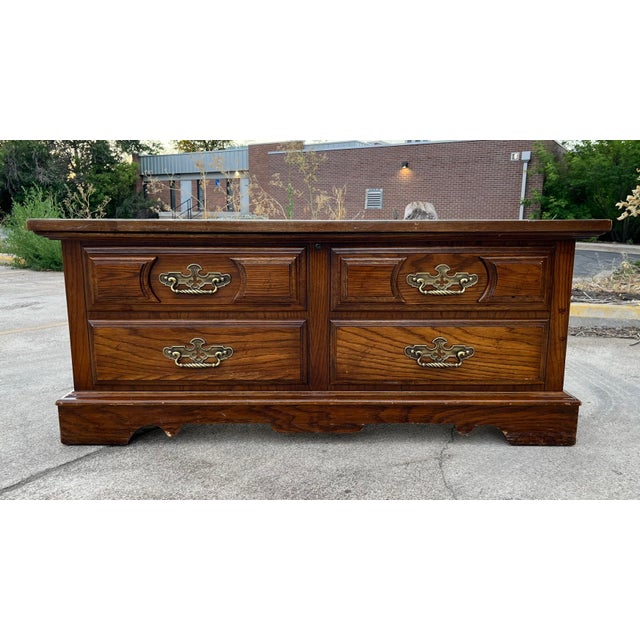 Lane oak cedar chest top
