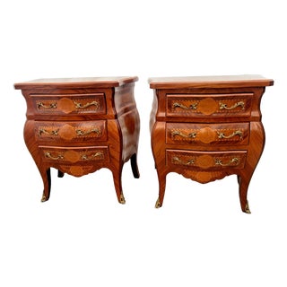 Vintage Italian Baroque Style Bombé Nightstands, Petite Commodes by Marconi Arte, Pair For Sale