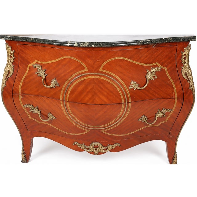 Wood 1970s Louis XV–Style Mahogany Bombé Commode With Marble Top and Gilt Mounts For Sale - Image 7 of 11