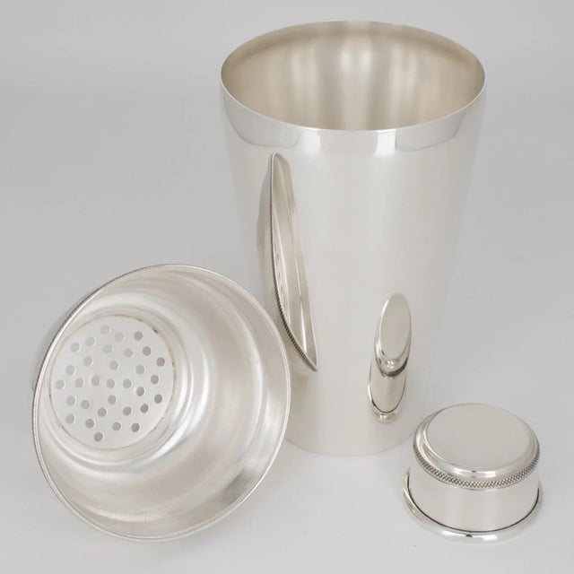 Art Deco Asprey London Silver Plate Cocktail Shaker, England Circa 1920 For Sale - Image 3 of 12
