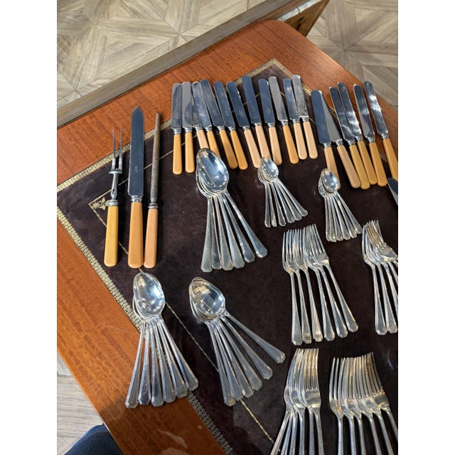 Cutlery Box from Mappin & Webb, 1930s, Set of 91 For Sale - Image 9 of 10