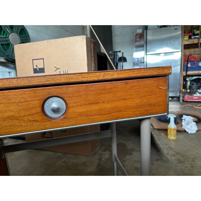 1960s 1960s Raymond Lowery for Hill-Rom Student Desk For Sale - Image 5 of 7