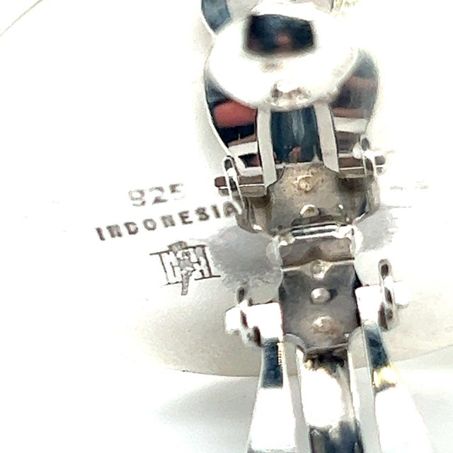 Late 20th Century John Hardy Estate Large Button Clip on Earrings 1.5" Sterling Silver, A Pair For Sale - Image 4 of 7