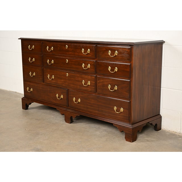 English Harden Furniture Georgian Solid Cherry Wood Eleven-Drawer Dresser For Sale - Image 3 of 14