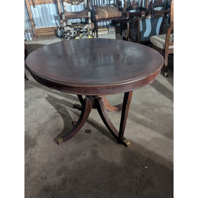 1970s 1970s Drexel Chippendale Mahogany Round Pedestal Dining Table For Sale - Image 5 of 10