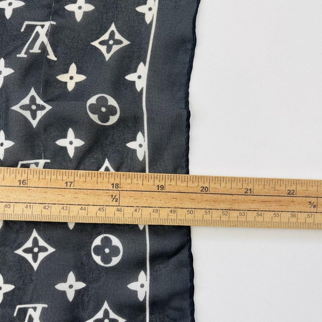 Textile Louis Vuitton Black Monogram 100% Silk Scarf For Sale - Image 7 of 7