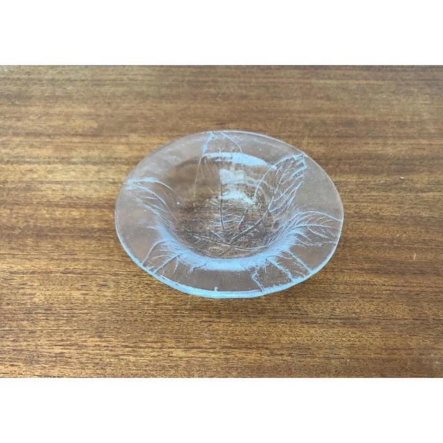 Vintage Swedish Glass Bowls with Floral Design by Ann Wärff for Kosta Boda, Set of 4 For Sale - Image 9 of 9