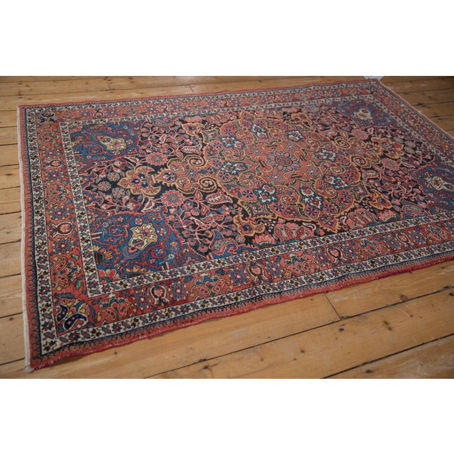 Vintage Isfahan Rug - 4'5" x 6'7" For Sale In New York - Image 6 of 9