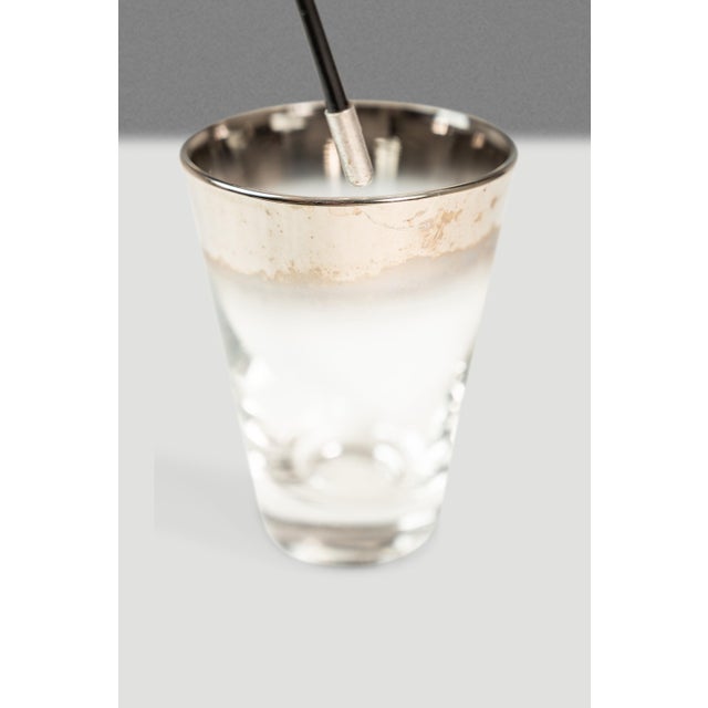 Mid-Century Modern 7-Pc Martini Cocktail Decanter Pitcher & Glasses Set W/ Silver Fade Attributed to Dorothy Thorpe, Usa, C. 1960s For Sale - Image 12 of 13