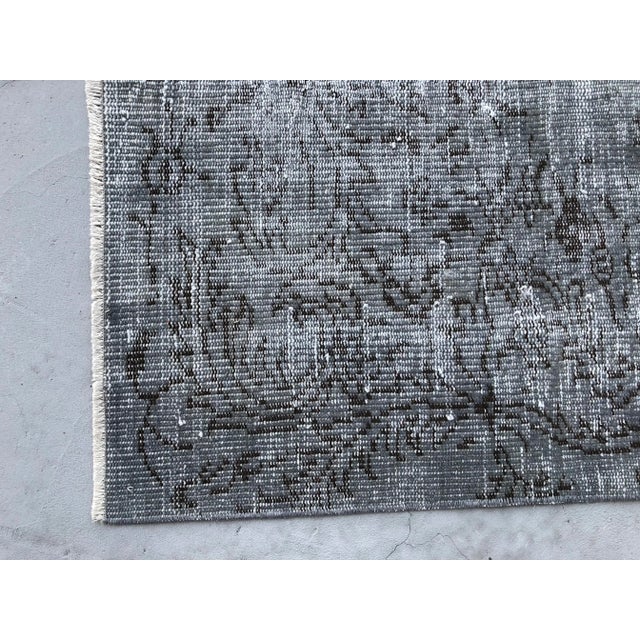 1960s Turkish Anatolian Oushak Rug For Sale - Image 9 of 10