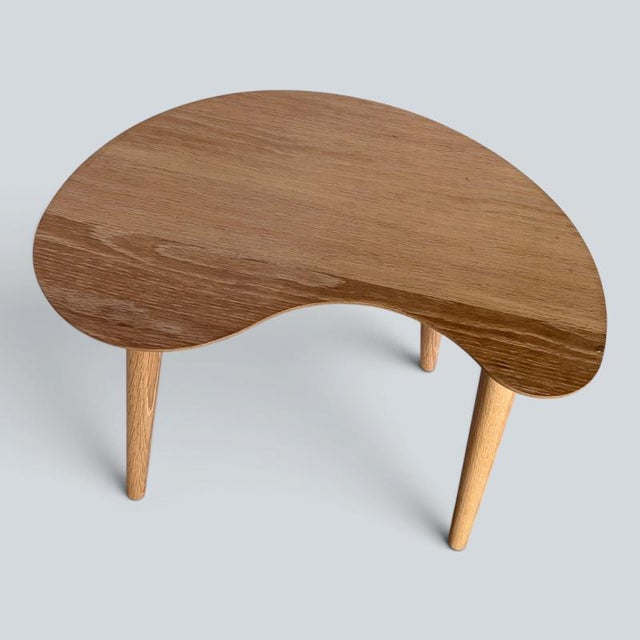 Mid-Century Kidney-Shaped Oak Coffee Table, 1960s For Sale - Image 4 of 9