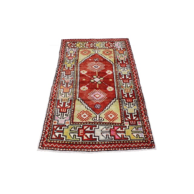 Tribal Vintage Turkish Oushak Throw Rug - 02'08 X 04'10 For Sale - Image 3 of 4