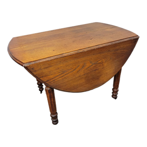 Antique English Chestnut Drop-Leaf Dining Table With Five Turned Legs and Castors, C. 1820–1840