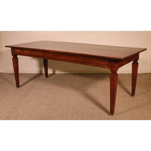 18th Century Louis XVI Dining Room Table in Walnut For Sale - Image 13 of 13
