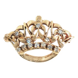 Mid Century 14k Yellow Gold Natural Diamond Crown Pin For Sale