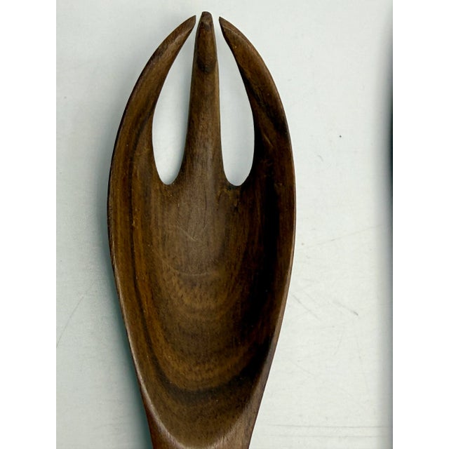 Mid-Century Modern Late 20th Century MCM Carved Teak Wood Mop Inlay Salad Spoon Fork Set Vintage For Sale - Image 3 of 10