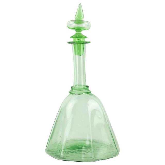 1930s Vintage European Green Art Glass Decanter, 1930s For Sale - Image 5 of 5