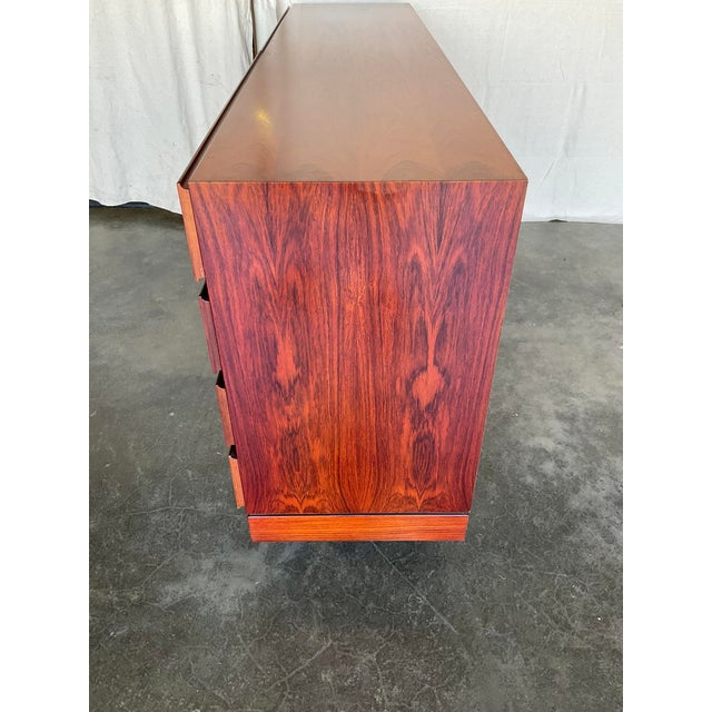 Arne Wahl Iversen for Vinde Mobelfabrik Mid Century Rosewood Dresser For Sale - Image 11 of 18