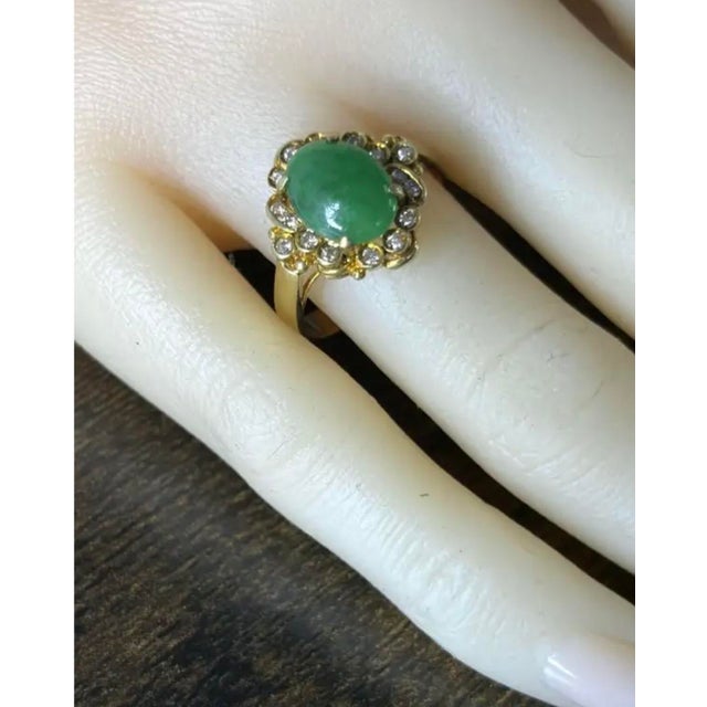 Elegant 14k Gold Oval Jadeite and Diamond Cocktail Ring For Sale In Tampa - Image 6 of 8