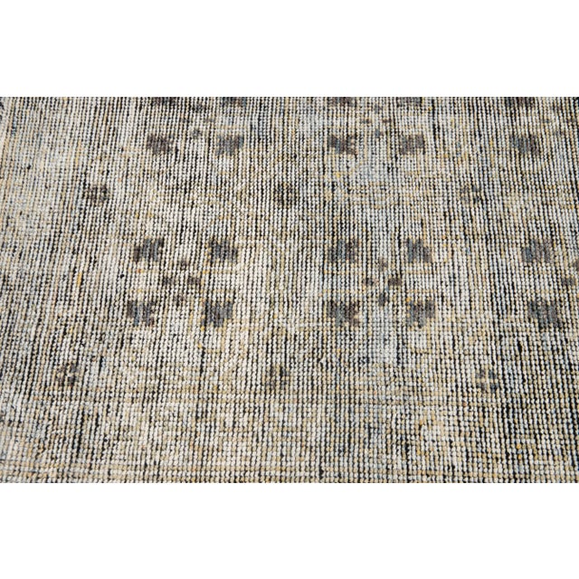 2010s Modern Soumak Style Handmade Geometric Gray Wool Rug For Sale - Image 5 of 8