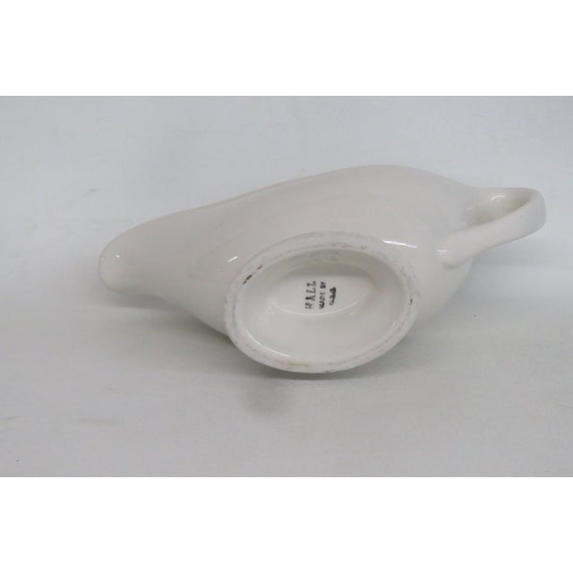 Mid-Century Modern Mid 20th Century Hall Ceramic Gravy Boat Mid Century Modern Cream Color Dish Made in Usa For Sale - Image 3 of 14