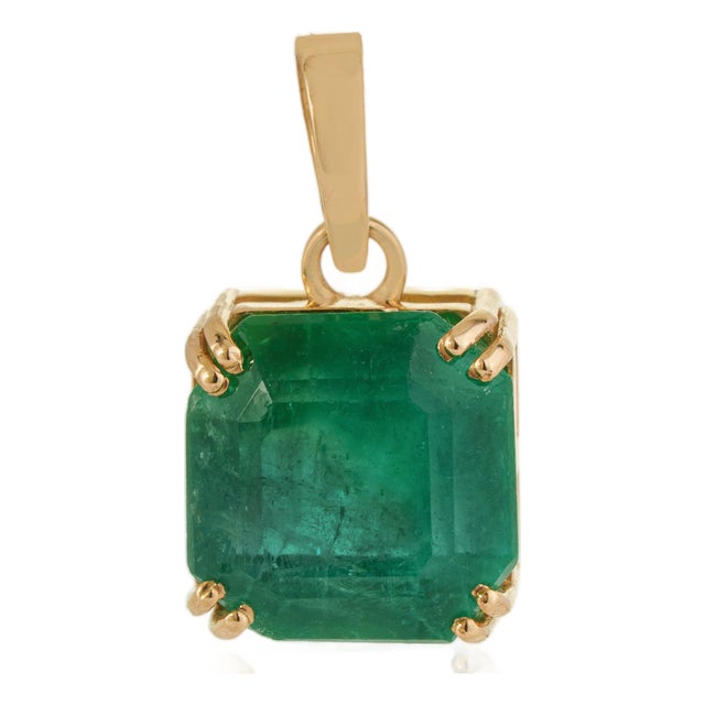 Square Cut 6.06ct Emerald Solitaire Double Prong 18k Yellow Gold Pendant For Sale