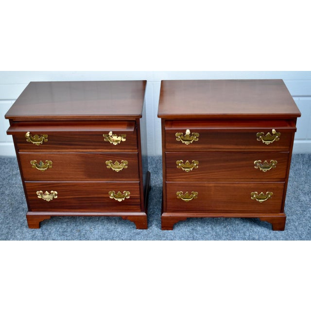 Vintage Pair Mahogany Nightstands Chippendale Chests With Pull Out For Sale - Image 4 of 18