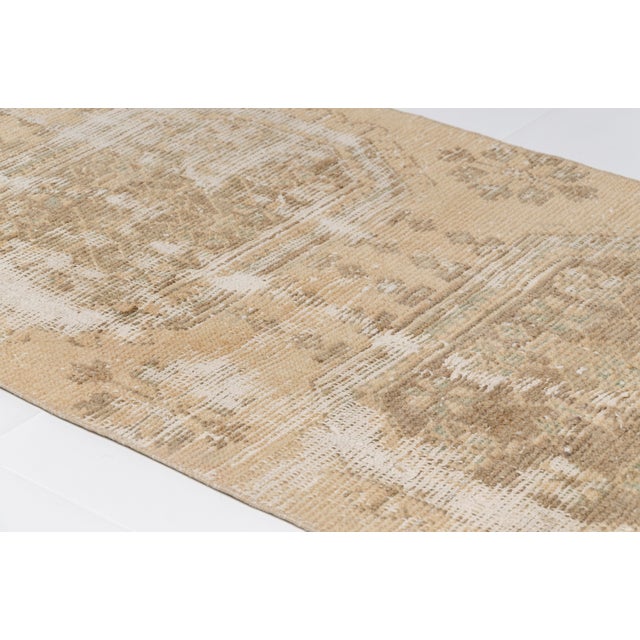 1960s Muted Beige Turkish Runner For Sale - Image 4 of 10