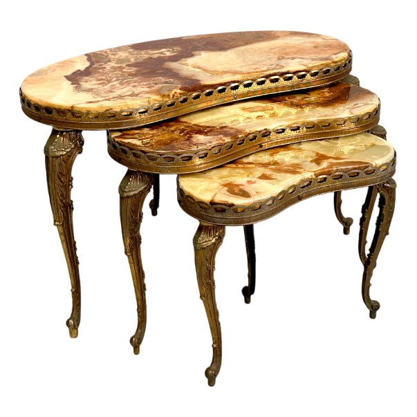 Vintage Hollywood Regency Nesting Tables in Brass and Onyx, Set of 3 For Sale