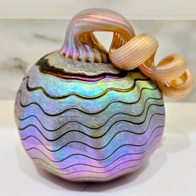 Eric Dandurand Iridescent Art Glass Pumpkin – Harmony Glassworks 2012 For Sale In Dallas - Image 6 of 9