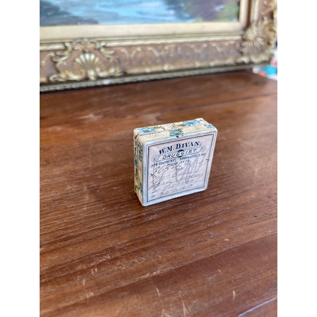 Mid-Century Modern Antique 1907 Apothecary Box From w.m. Divan, Druggist - Springfield, Missouri. For Sale - Image 3 of 10