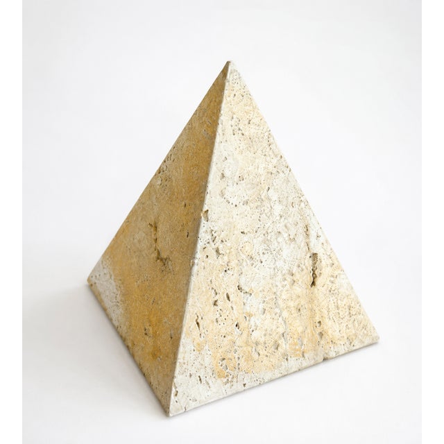 Beige Mid-Century Travertine Marble Pyramid Paperweight attributed to Fratelli Mannelli, 1970s For Sale - Image 8 of 8