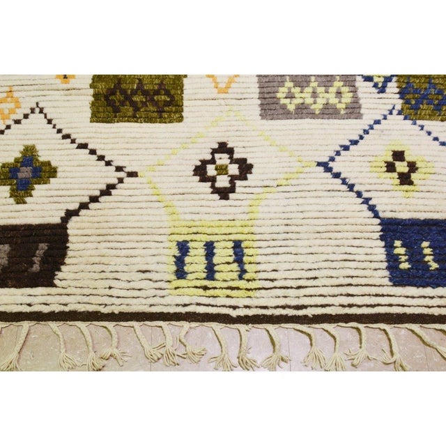 Moroccan Modern Hand Knotted Wool Rug, 4'x6' For Sale - Image 4 of 6