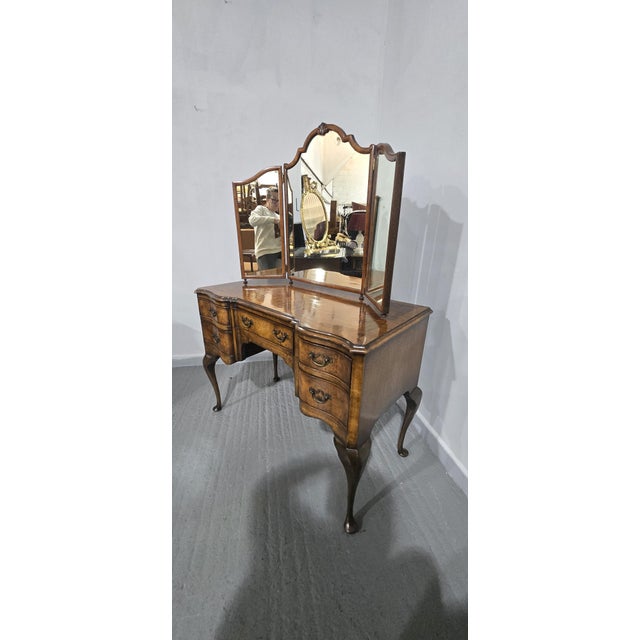 Queen Anne Walnut Dressing Table, 1920 For Sale - Image 15 of 18