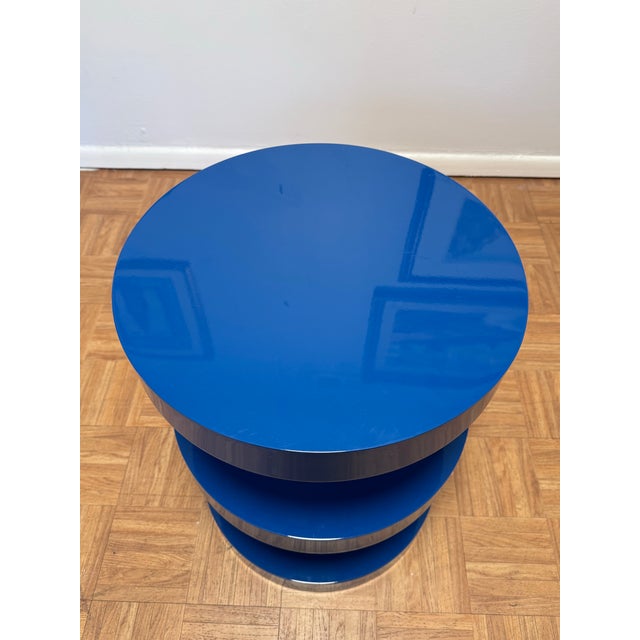 Mid-Century Modern Jotex, Portello Style Lacquered MDF Tiered Side Table in Blue & Orange — Space Age Pop Style For Sale - Image 3 of 9