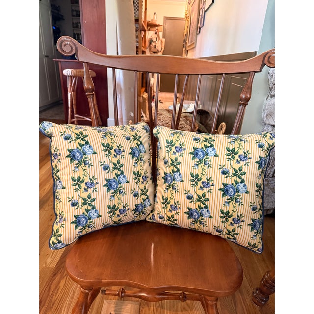 Late 20th Century Pair of Longaberger Decorative Pillows Rose Trellis For Sale - Image 5 of 5