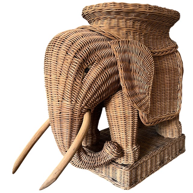 Tan Vintage Woven Wicker Elephant Tray Side Drinks Table With Wood Tusks, Tropical Regency Style For Sale - Image 8 of 13