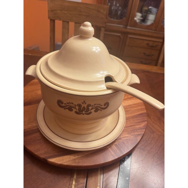 1970s Tureen & Lid W/Ladle & Underplate Village (Made in Usa) by Pfaltzgraff For Sale - Image 11 of 12