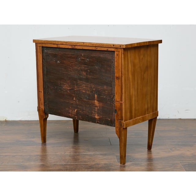 English 19th Century Mahogany Bow Front Chest with Flame Veneer, Two Drawers For Sale - Image 9 of 12