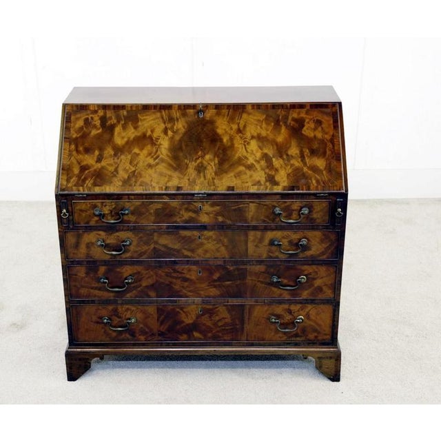 Brown Georgian Bureau Desk in Flame Mahogany, 1820s For Sale - Image 8 of 8
