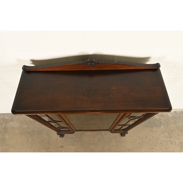 Berkey & Gay Style Antique Chippendale Carved Mahogany Bookcase Cabinet, Circa 1920s For Sale In South Bend - Image 6 of 13