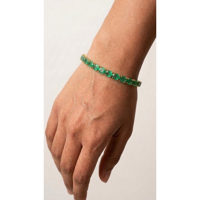 13.20 Carat Natural Zambian Emerald Tennis Bracelet in 18k Yellow Gold 7.5 Inch For Sale - Image 17 of 17