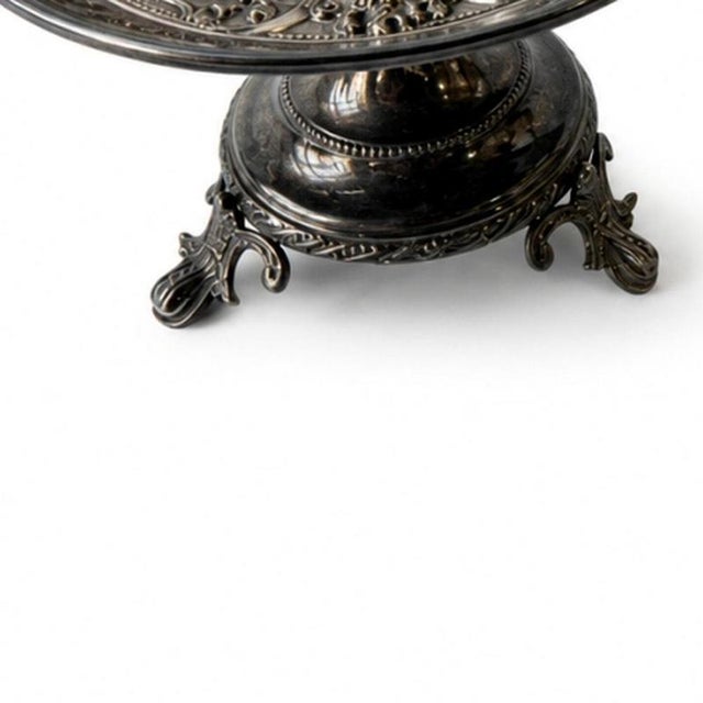 Small Silver Plated Fruit Bowls, Set of 2 For Sale - Image 3 of 6