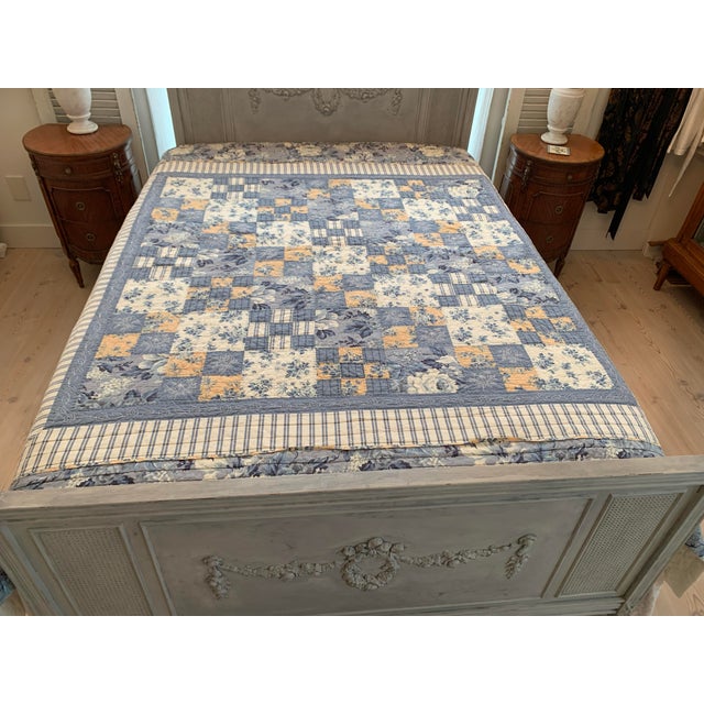 Here we have a beautiful all cotton patchwork quilt. Absolutely gorgeous shades of blue and yellow florals, ticking...